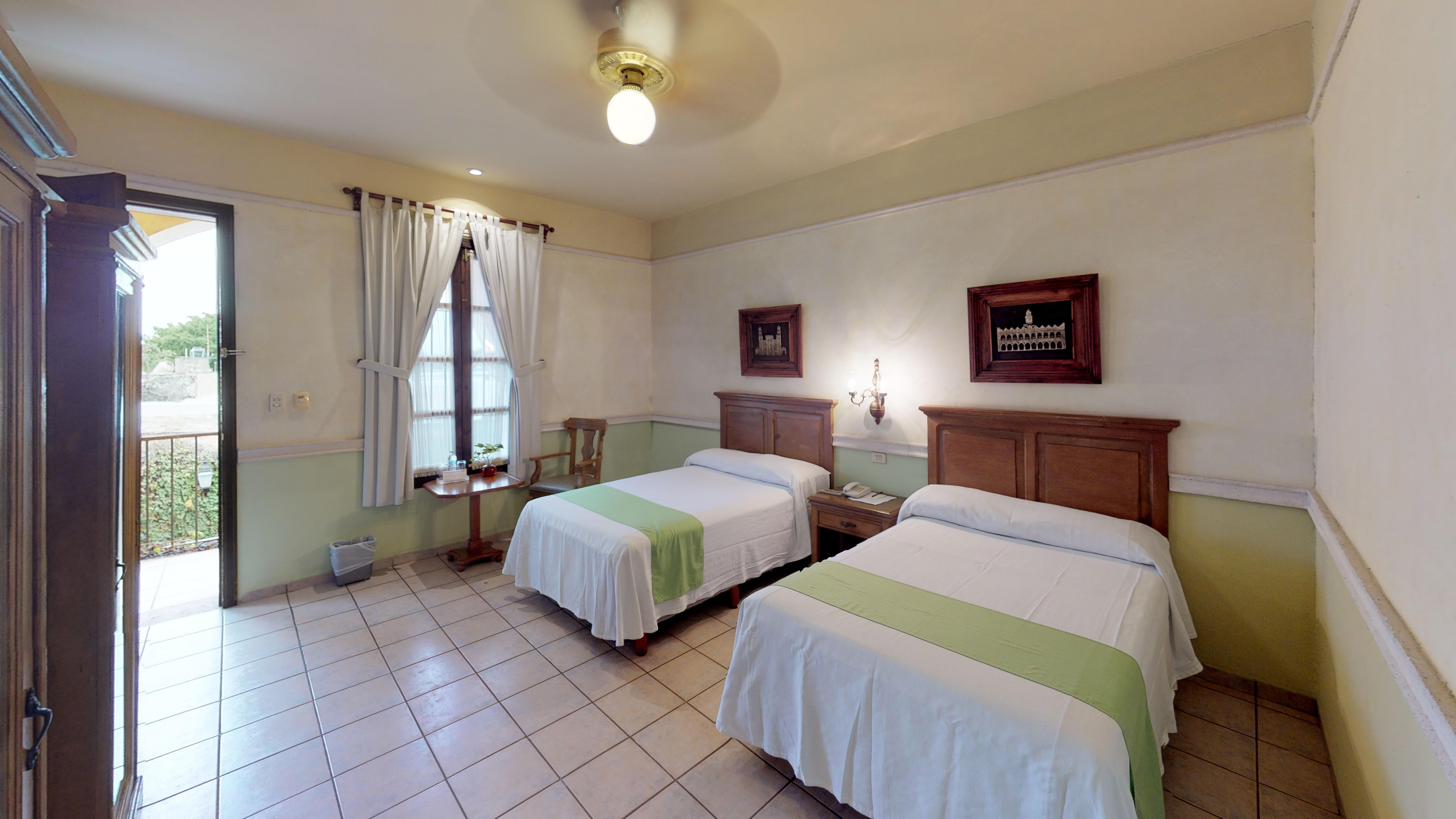 Hotel Boutique La Mision De Fray Diego (Adults Only) Merida Bagian luar foto
