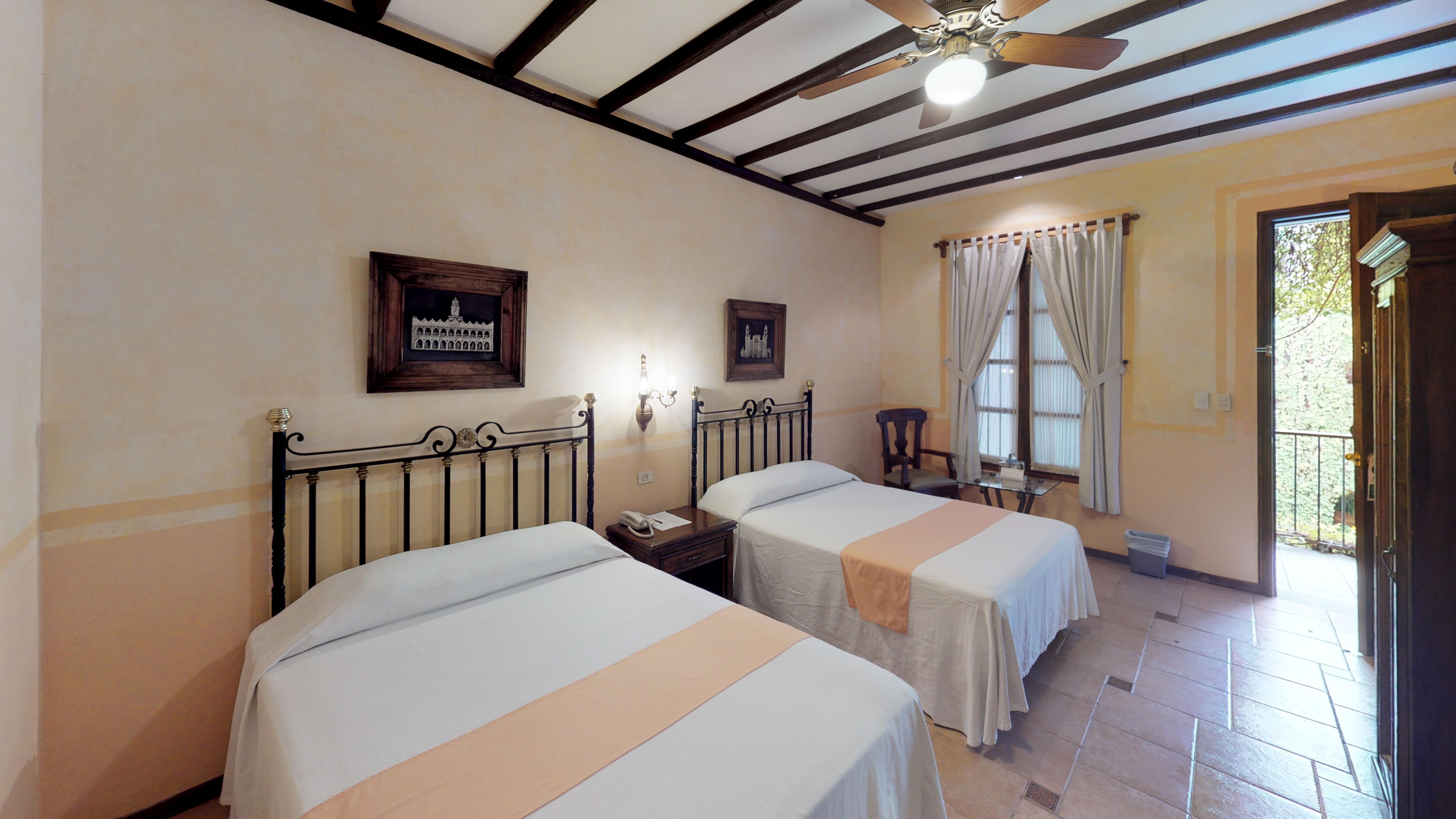 Hotel Boutique La Mision De Fray Diego (Adults Only) Merida Bagian luar foto