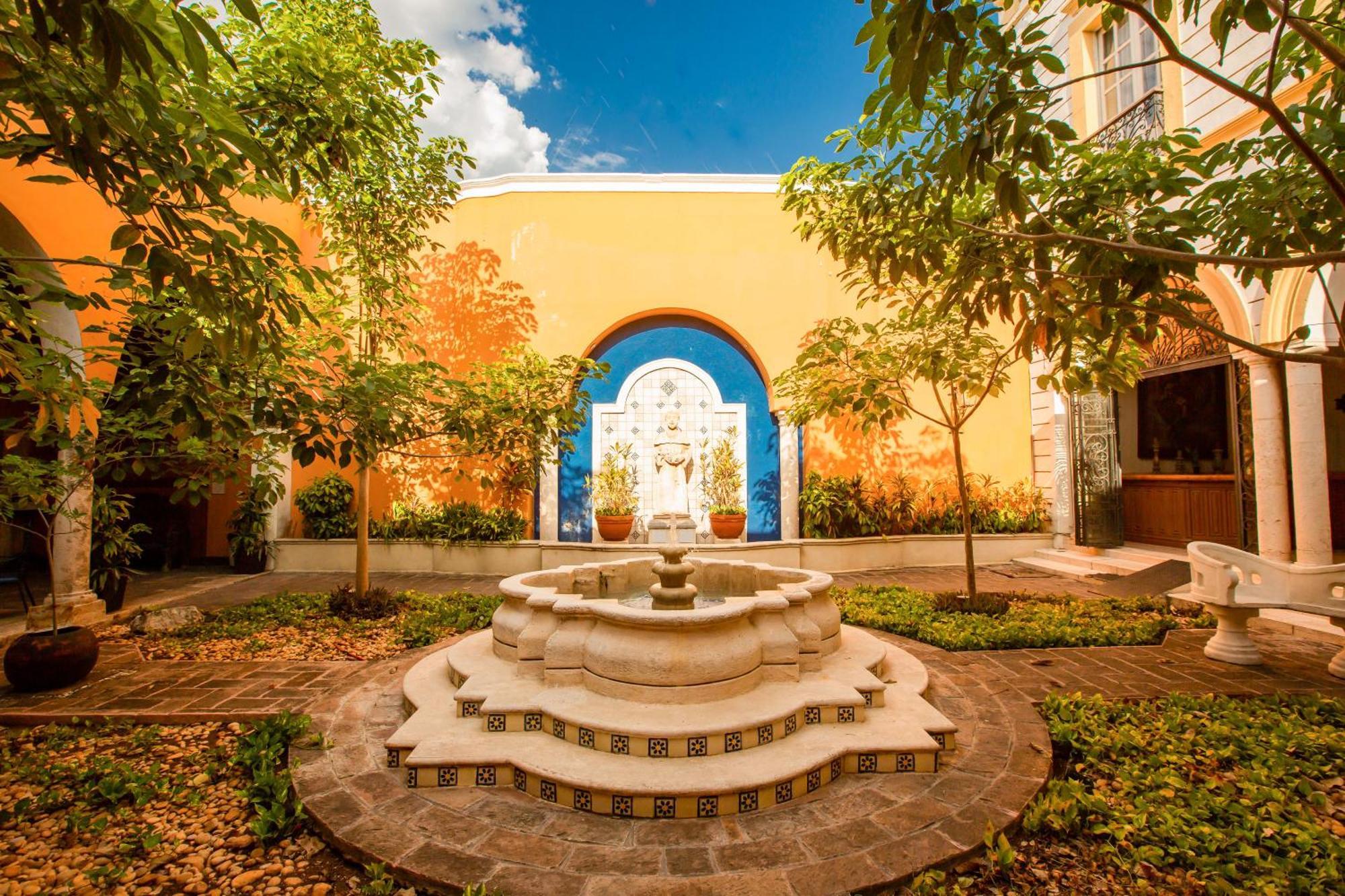 Hotel Boutique La Mision De Fray Diego (Adults Only) Merida Bagian luar foto