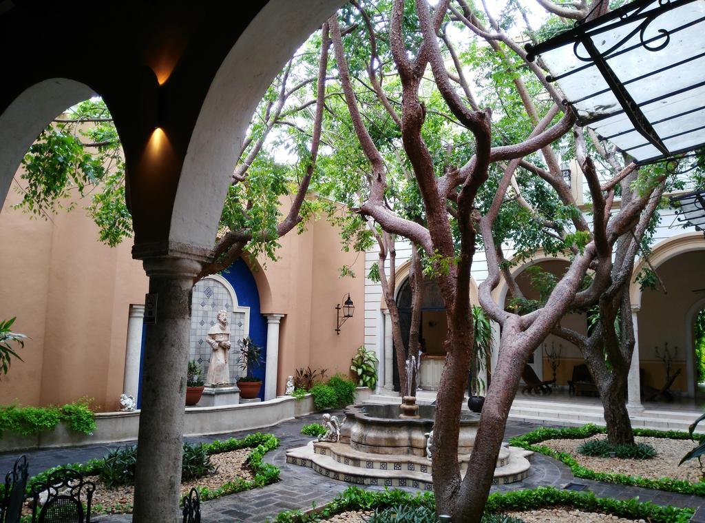 Hotel Boutique La Mision De Fray Diego (Adults Only) Merida Bagian luar foto