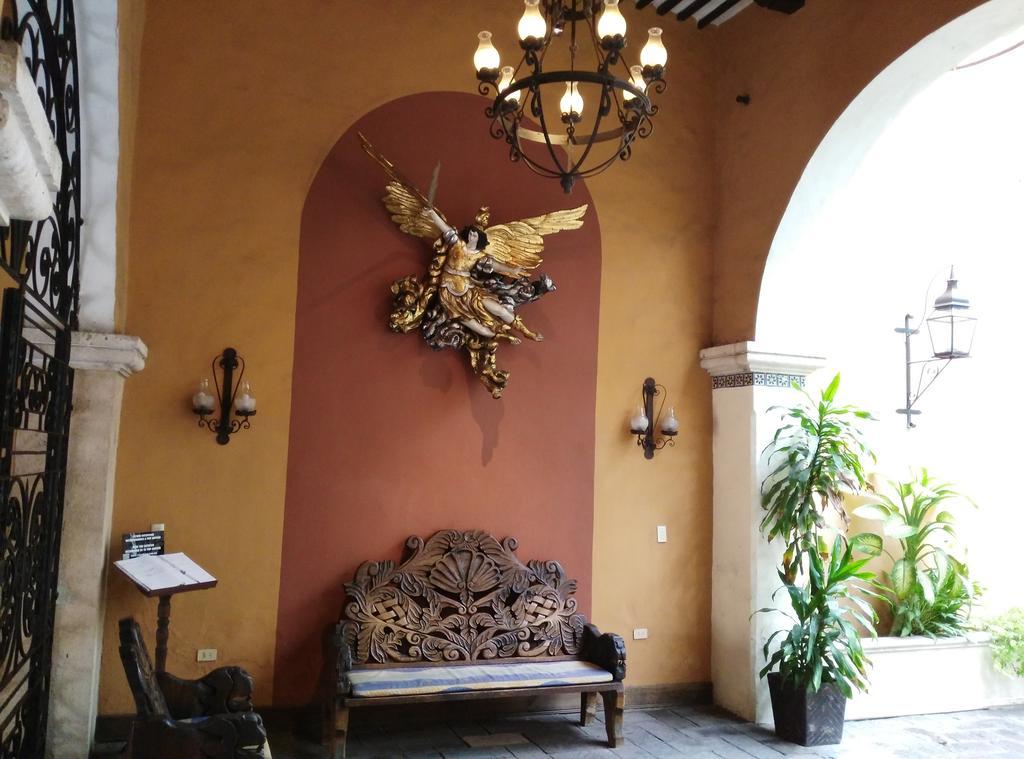 Hotel Boutique La Mision De Fray Diego (Adults Only) Merida Bagian luar foto